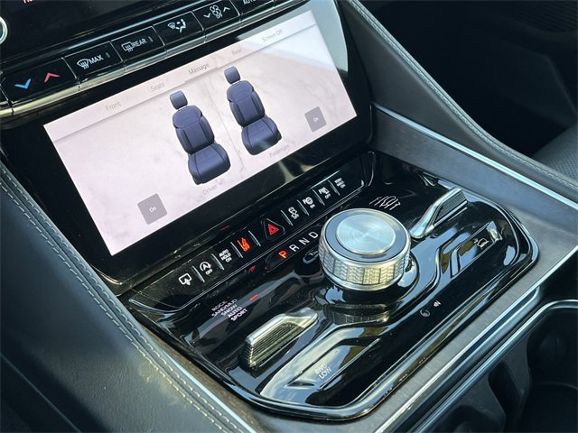 Certified 2024 Jeep Grand Wagoneer L 4WD image 32