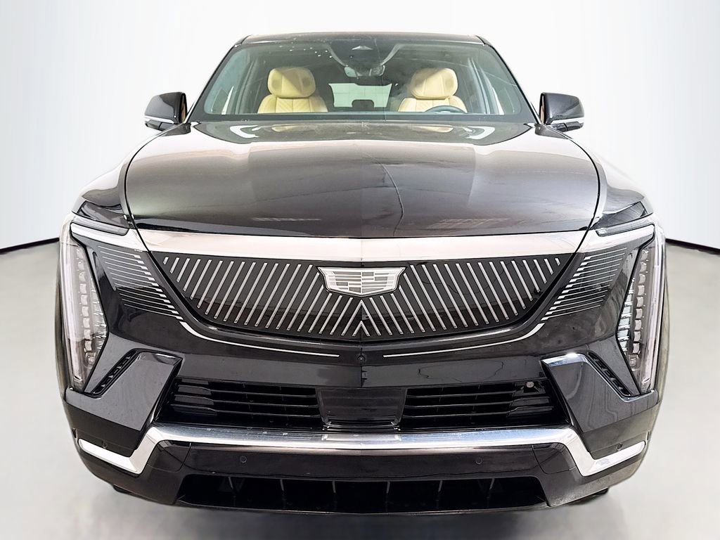 New 2025 Cadillac Escalade IQ Luxury 2 AWD/4WD image 2