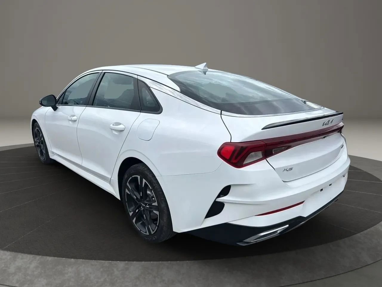 Used 2022 Kia K5 GT-Line FWD image 7