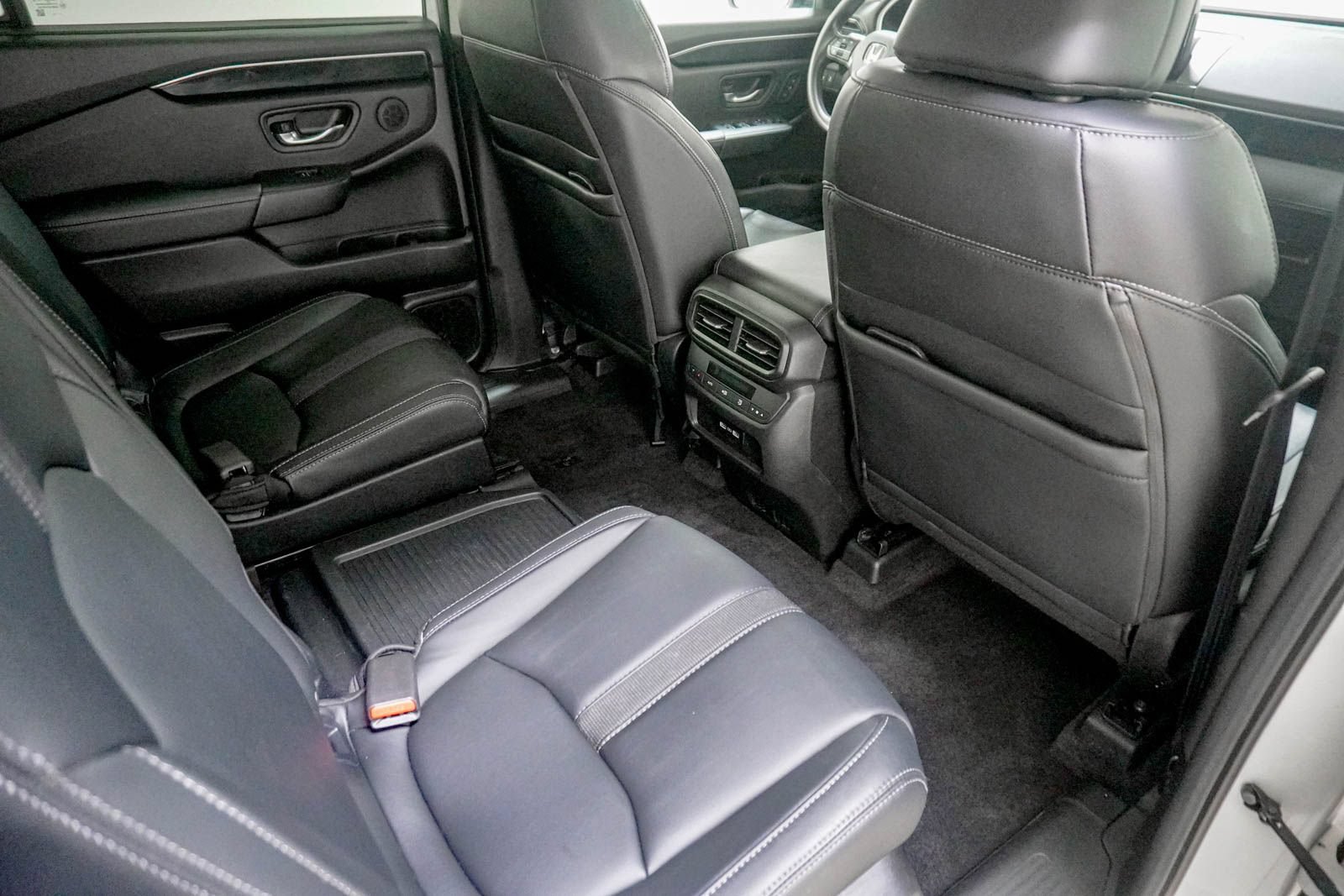 Used 2023 Honda Pilot EX-L image 29