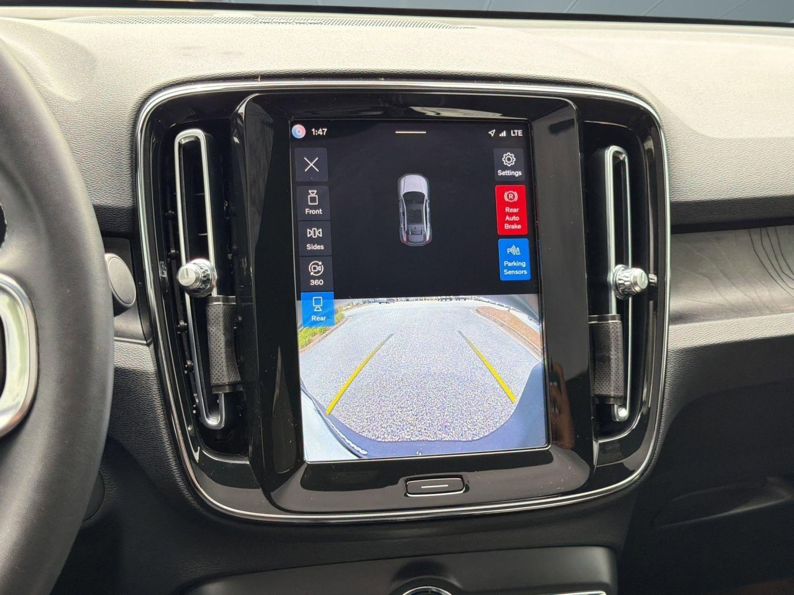 Certified 2023 Volvo C40 P8 Recharge Ultimate w/ Protection Package Premier image 22