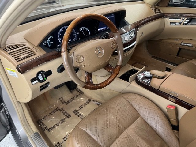 Used 2009 Mercedes-Benz S 550 4MATIC image 8