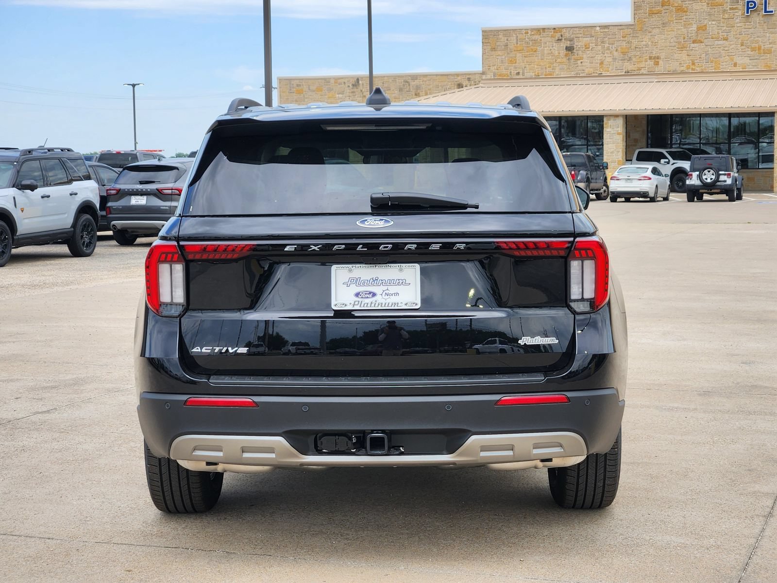 New 2026 Ford Explorer Active w/ Active Comfort Package RWD image 8
