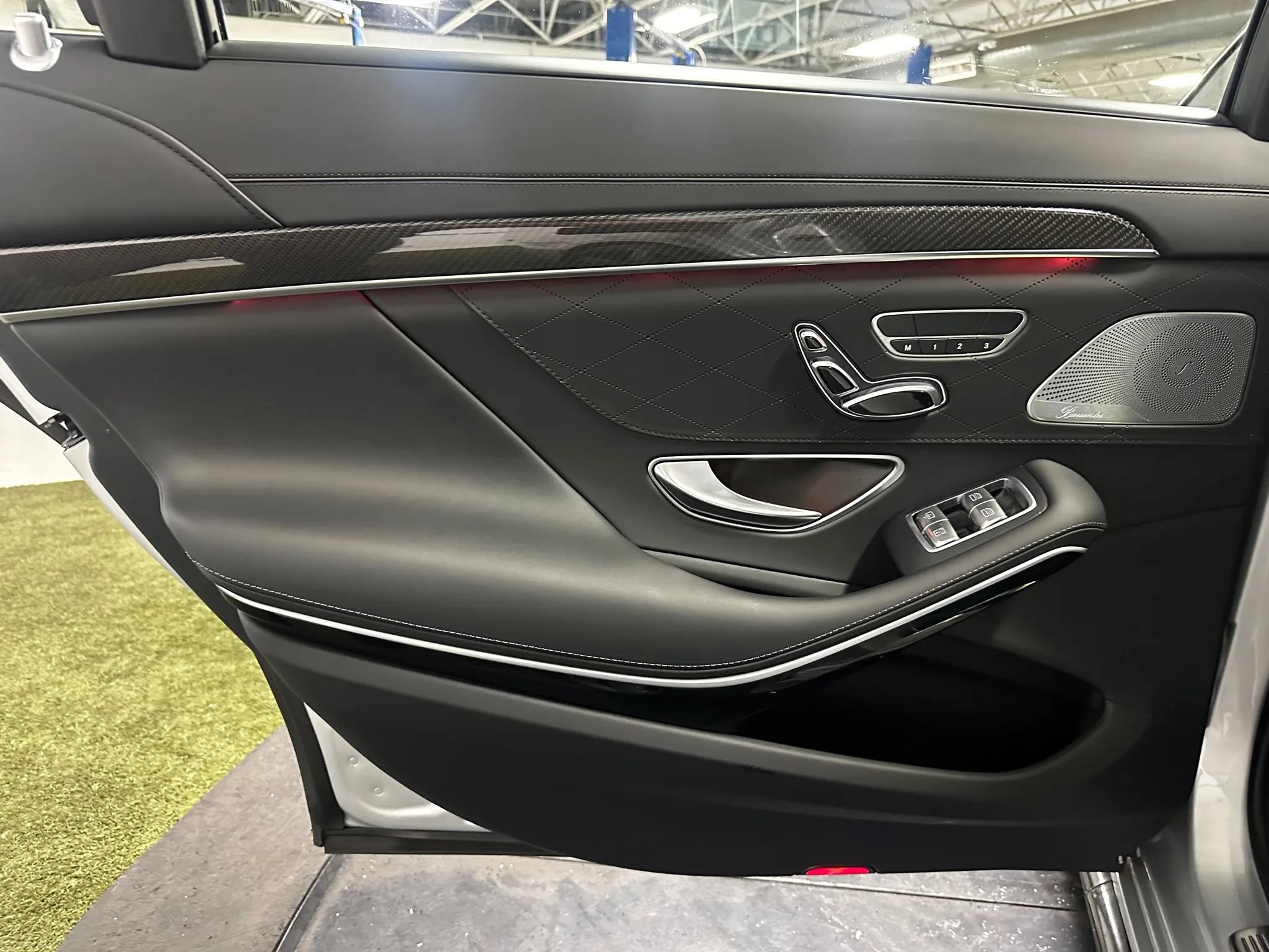 Used 2019 Mercedes-Benz S 63 AMG S 4MATIC Sedan image 16