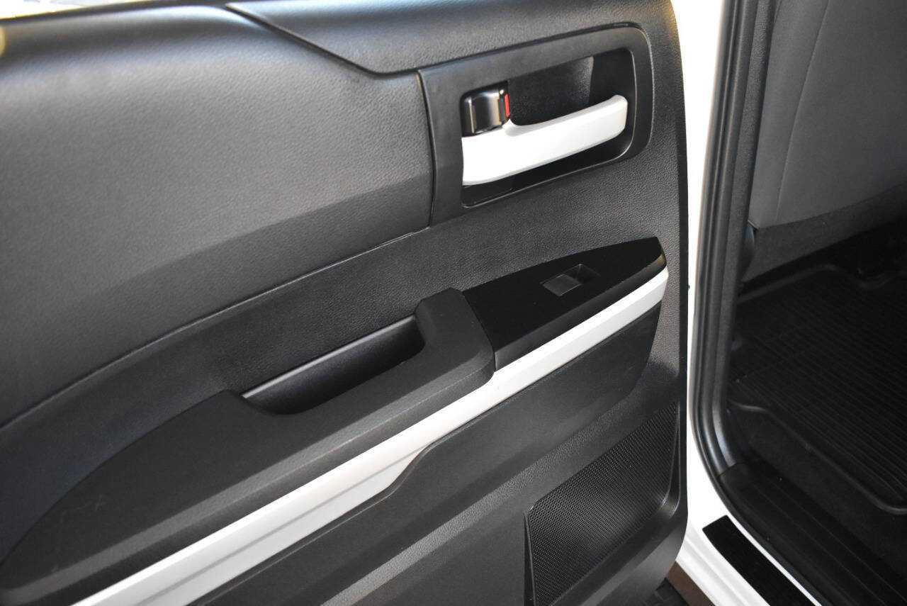 Used 2017 Toyota Tundra SR5 image 52