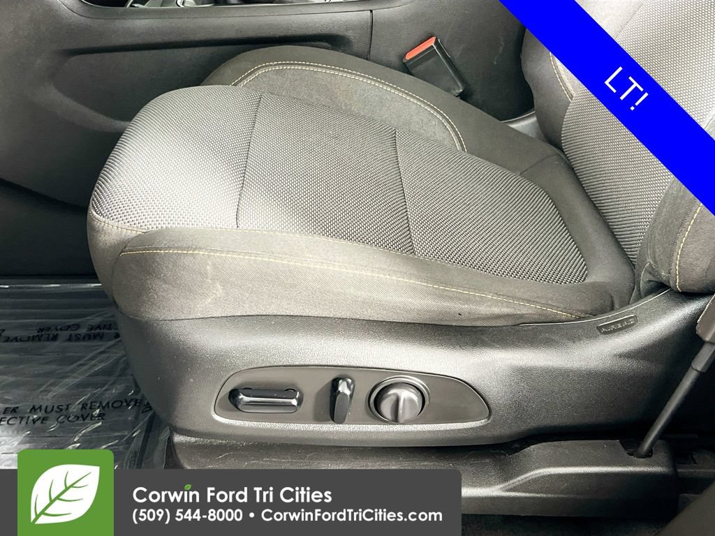 Used 2019 Chevrolet Traverse LT AWD/4WD image 23