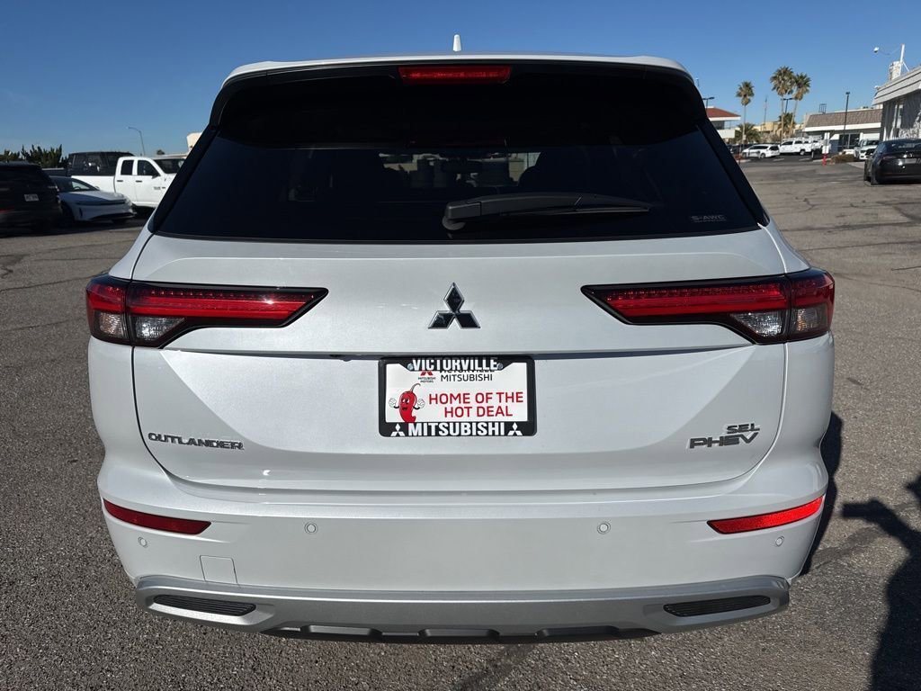 New 2025 Mitsubishi Outlander SEL image 6