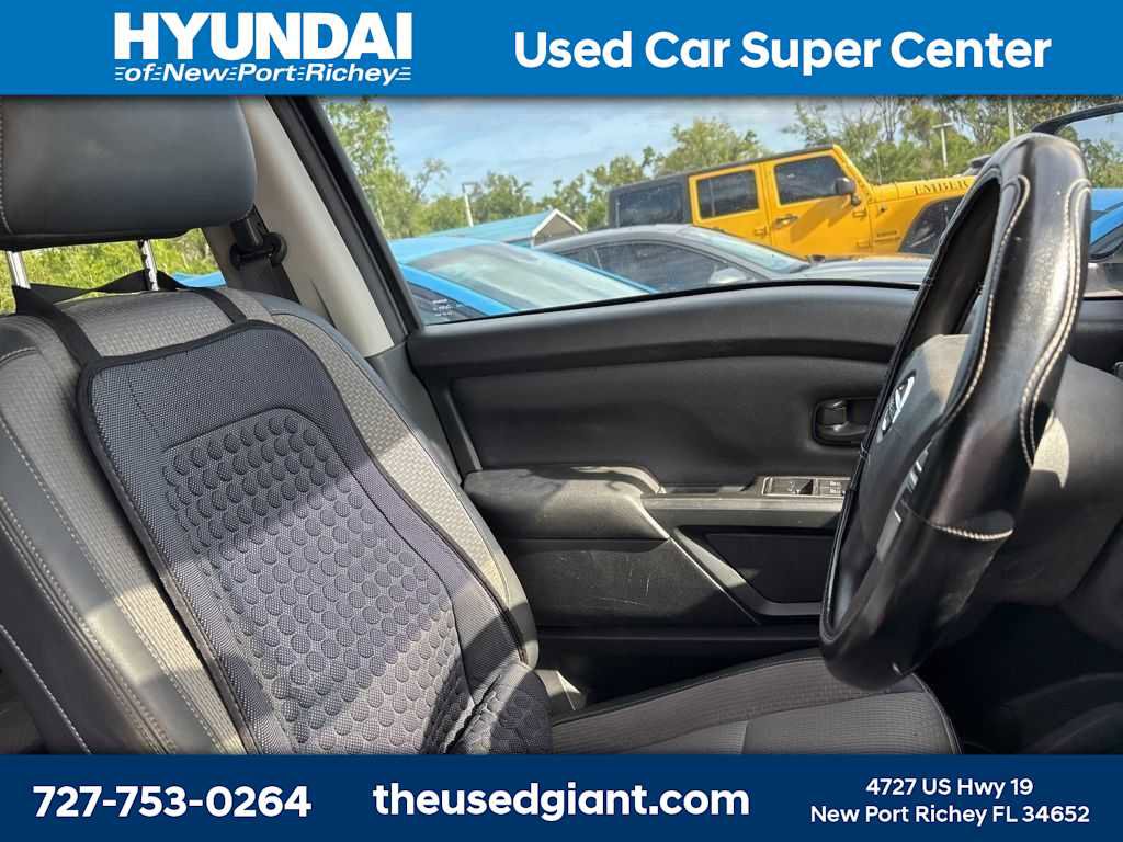 Used 2018 Nissan Titan S w/ S Utility Package image 8