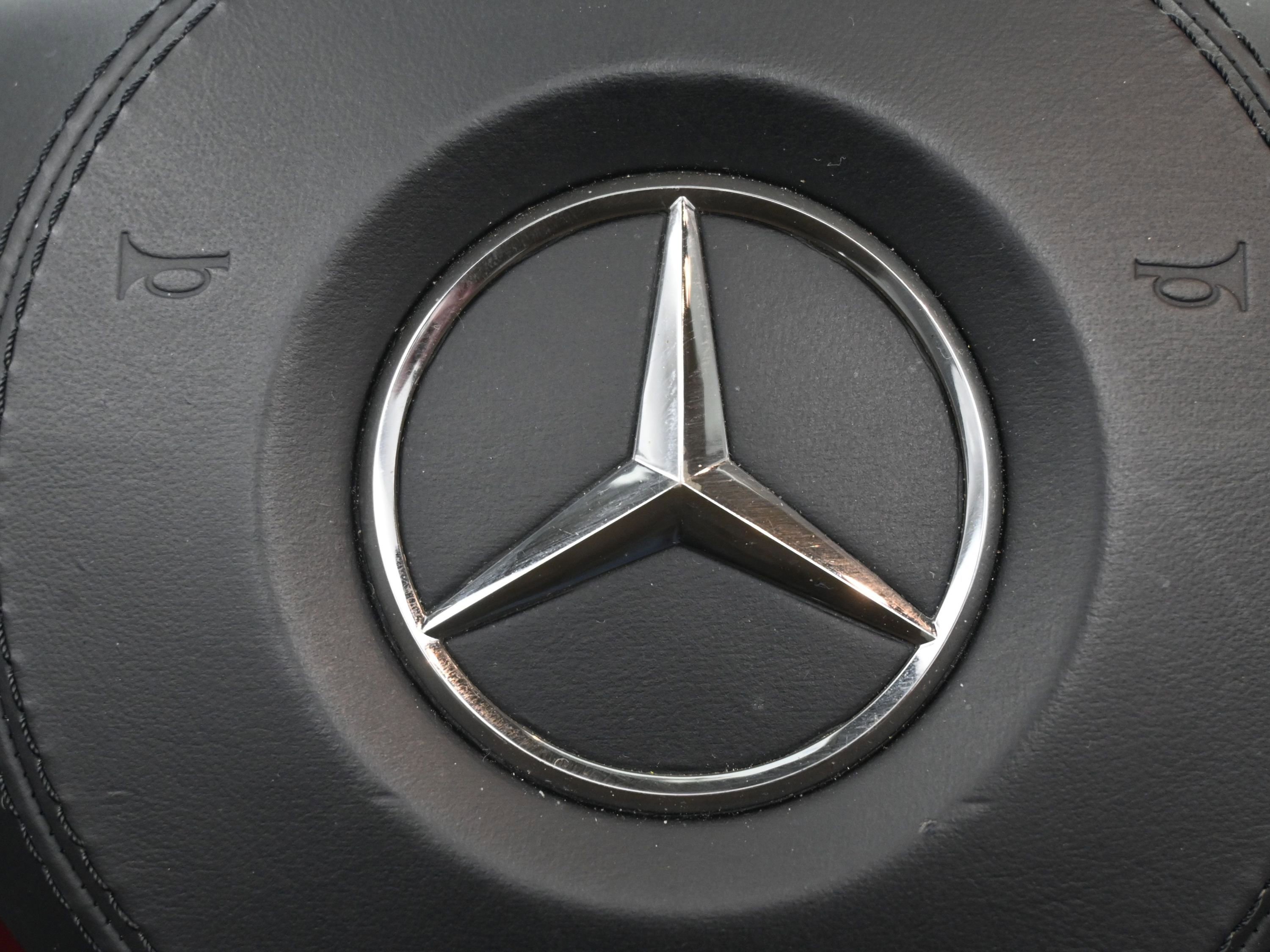 Used 2019 Mercedes-Benz SL 63 AMG image 27