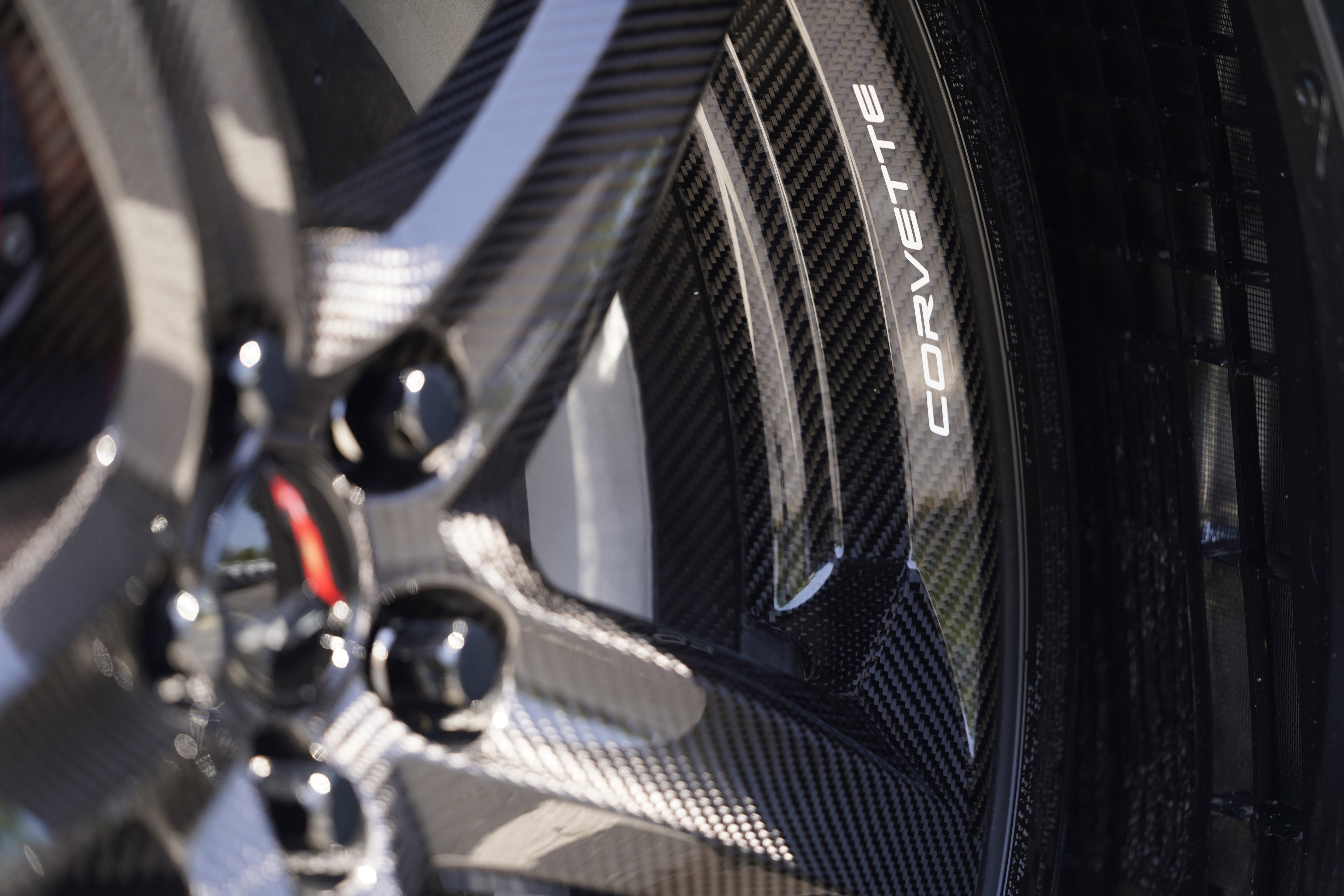 New 2026 Chevrolet Corvette E-Ray AWD/4WD image 34