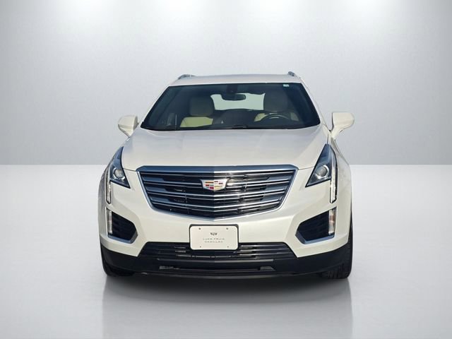Used 2017 Cadillac XT5 FWD image 3