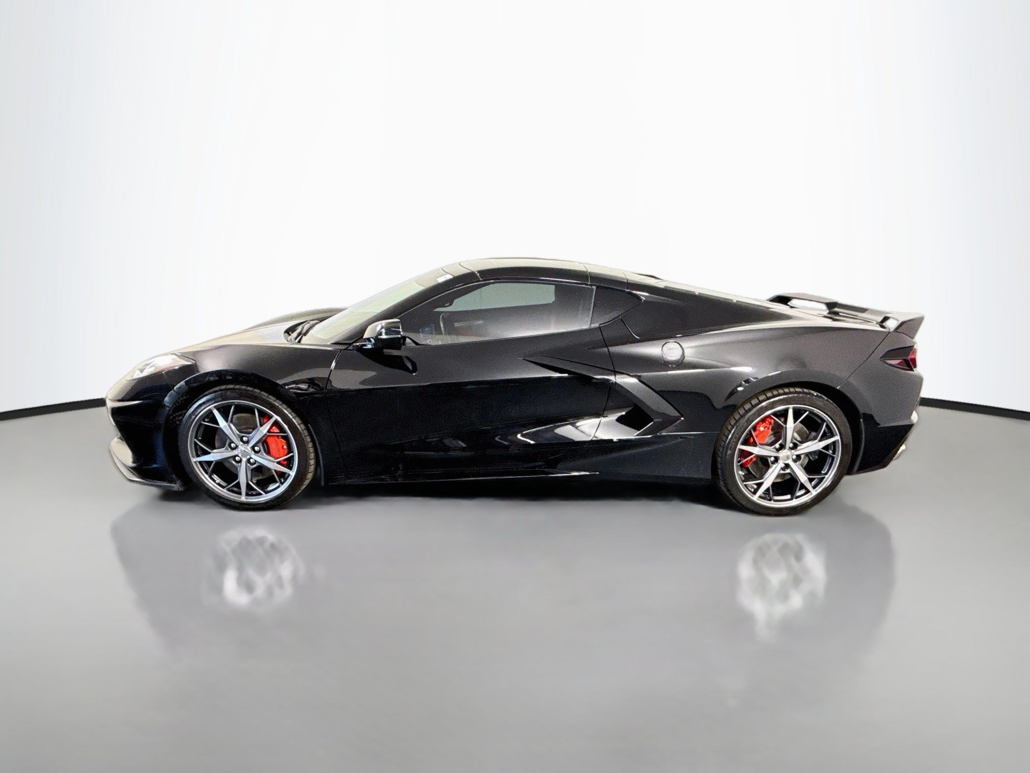 Used 2022 Chevrolet Corvette Stingray Premium Cpe w/ Z51 Performance Package RWD image 6