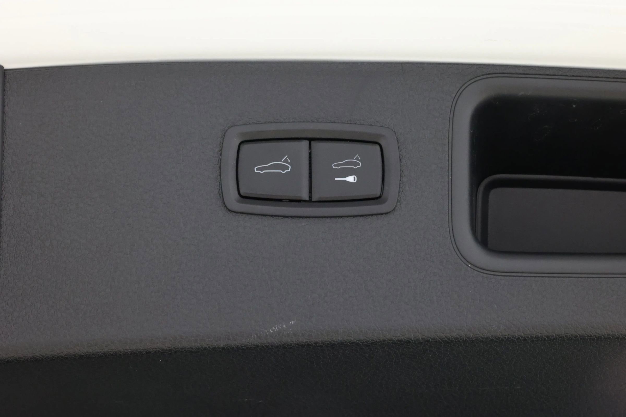 Used 2022 Porsche Macan image 57