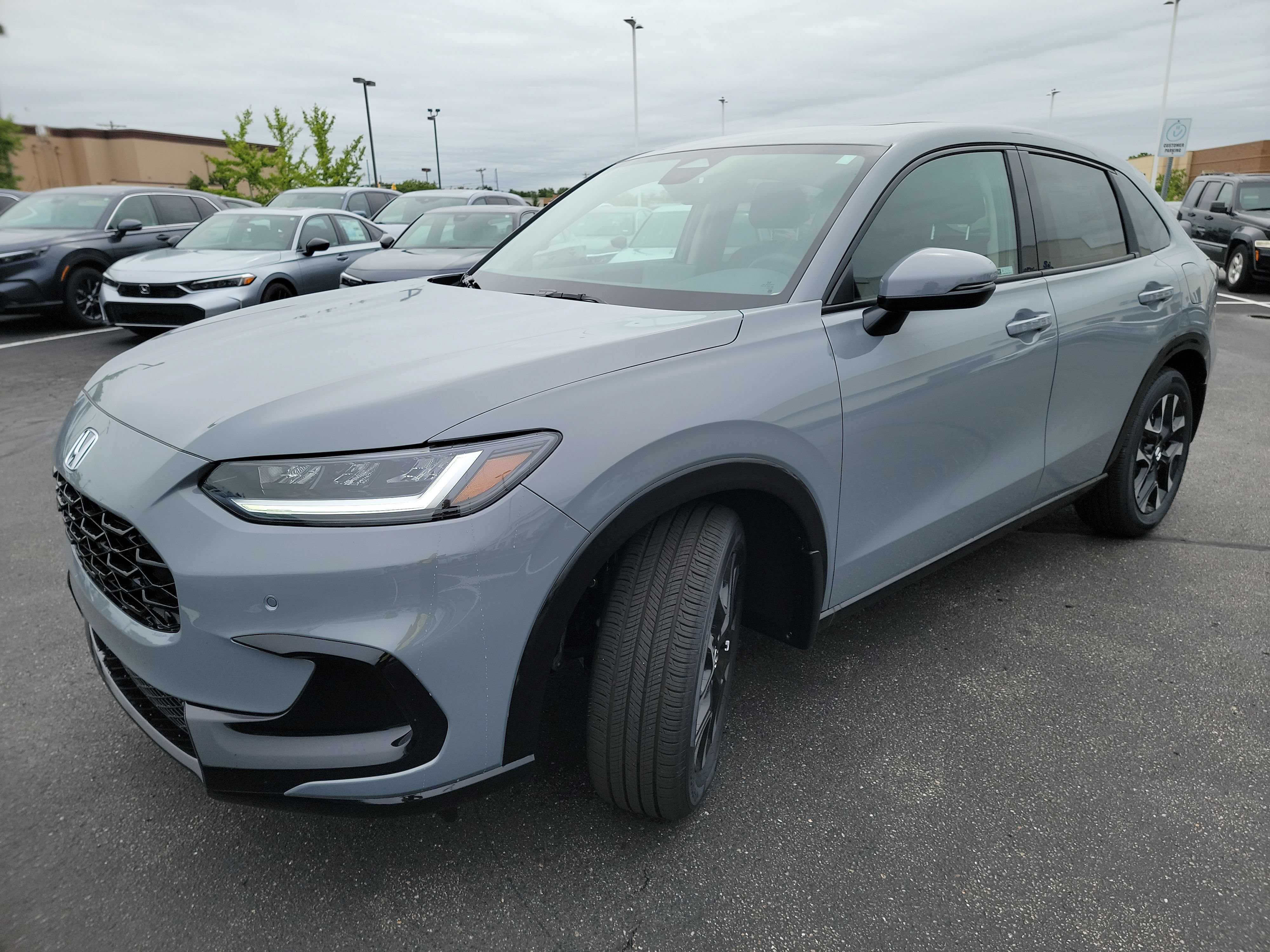 New 2027 Honda HR-V EX-L image 3