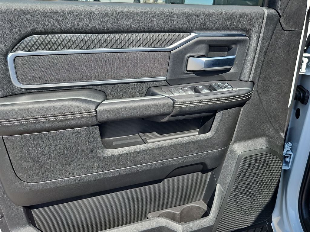 New 2026 RAM 3500 Big Horn AWD/4WD image 22