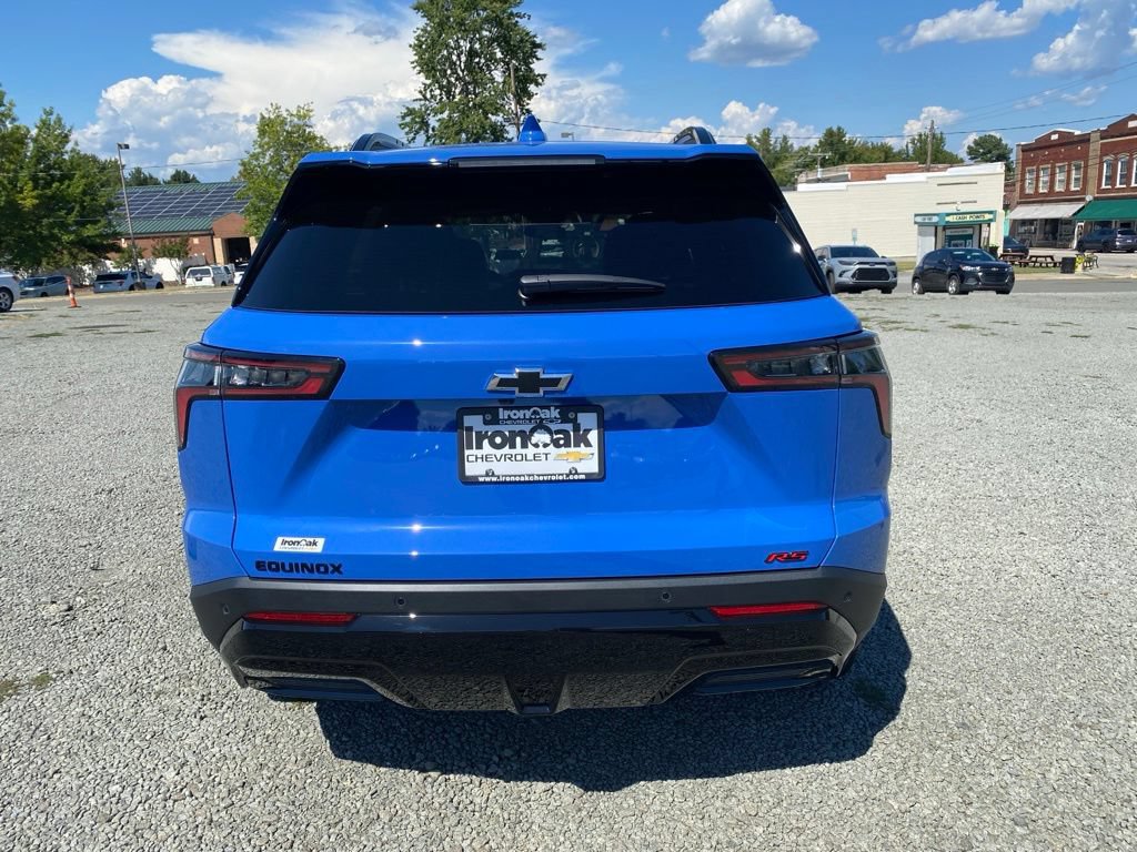 New 2027 Chevrolet Equinox RS FWD image 4