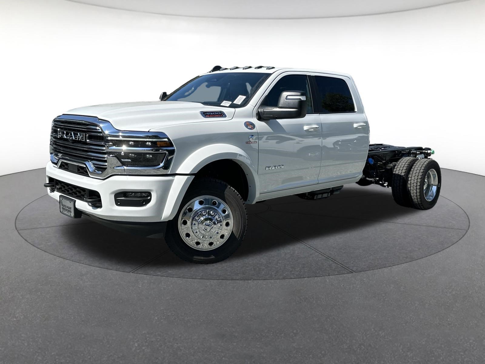 New 2027 RAM 4500 4x4 Crew Cab DRW w/ Laramie Trim Package