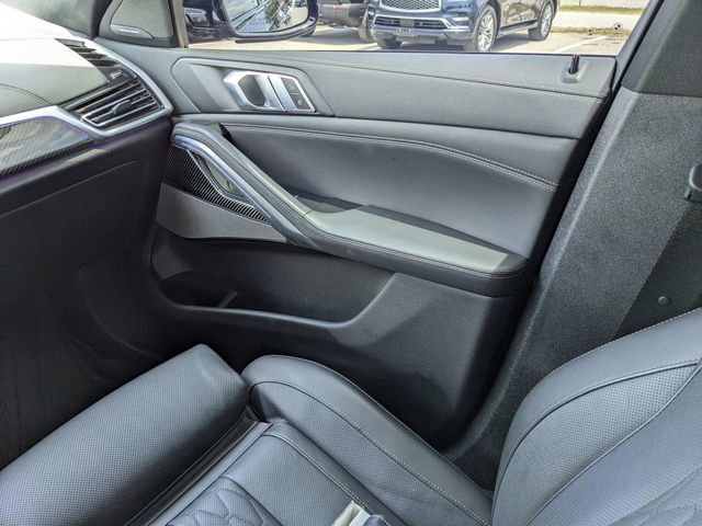 Used 2022 BMW X6 M50i w/ Executive Package AWD/4WD image 18