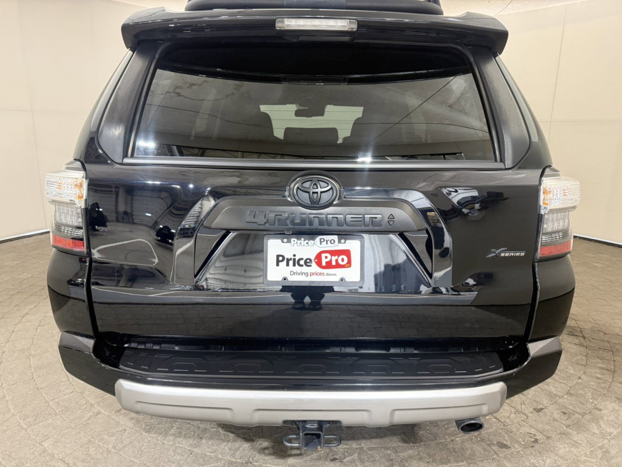 Used 2022 Toyota 4Runner TRD Off-Road image 6