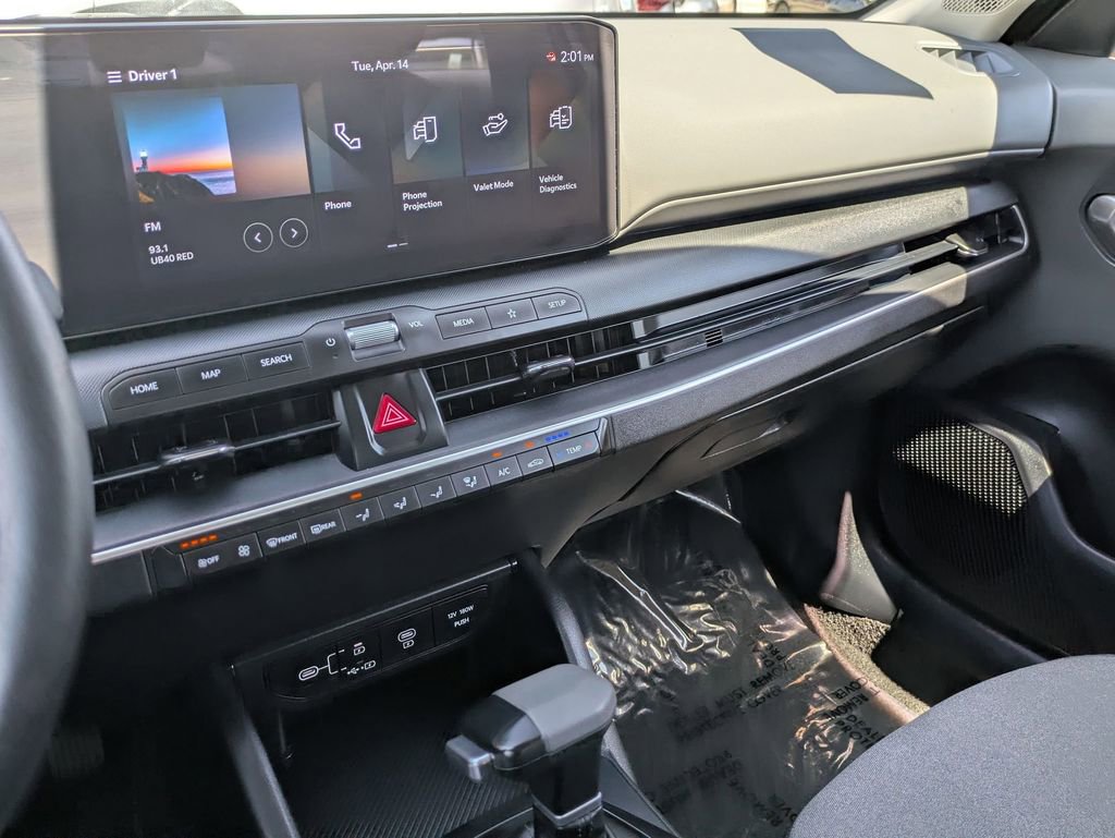 Used 2025 Kia K4 LXS image 15