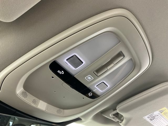 Certified 2025 Volvo XC90 B6 Plus w/ Protection Package Premier AWD/4WD image 23