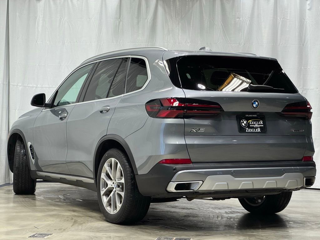 Certified 2024 BMW X5 xDrive40i w/ Premium Package image 4