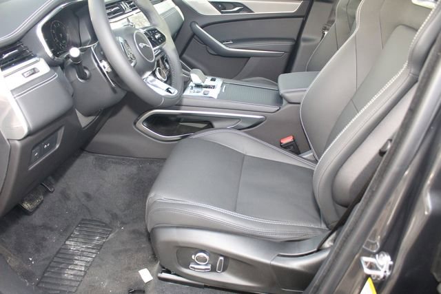 New 2026 Jaguar F-PACE R-Dynamic S image 20