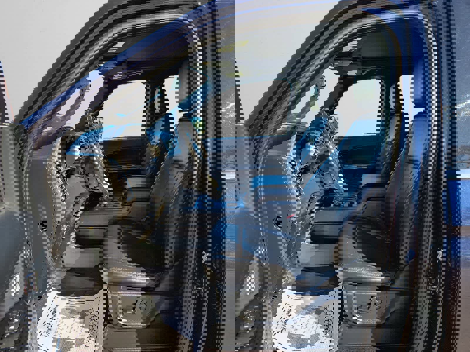 Used 2021 Ford Expedition XLT image 9