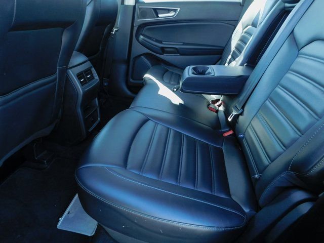 Used 2023 Ford Edge SEL image 20
