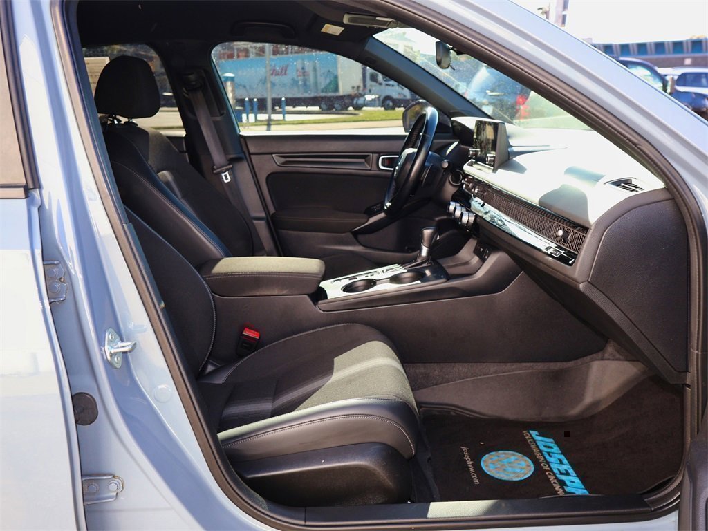 Used 2022 Honda Civic Sport image 25