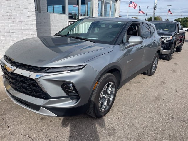 Certified 2025 Chevrolet Blazer LT FWD image 38