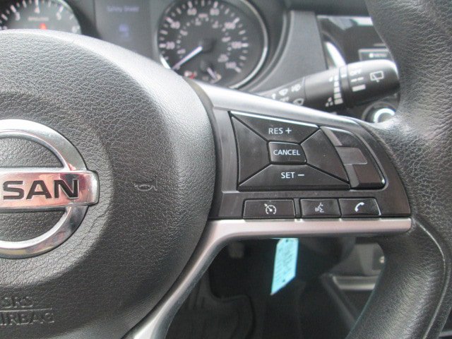 Used 2018 Nissan Rogue S AWD/4WD image 19