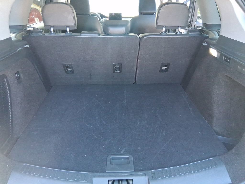 Used 2021 Lincoln Corsair AWD w/ Rear Removable Package Tray image 17