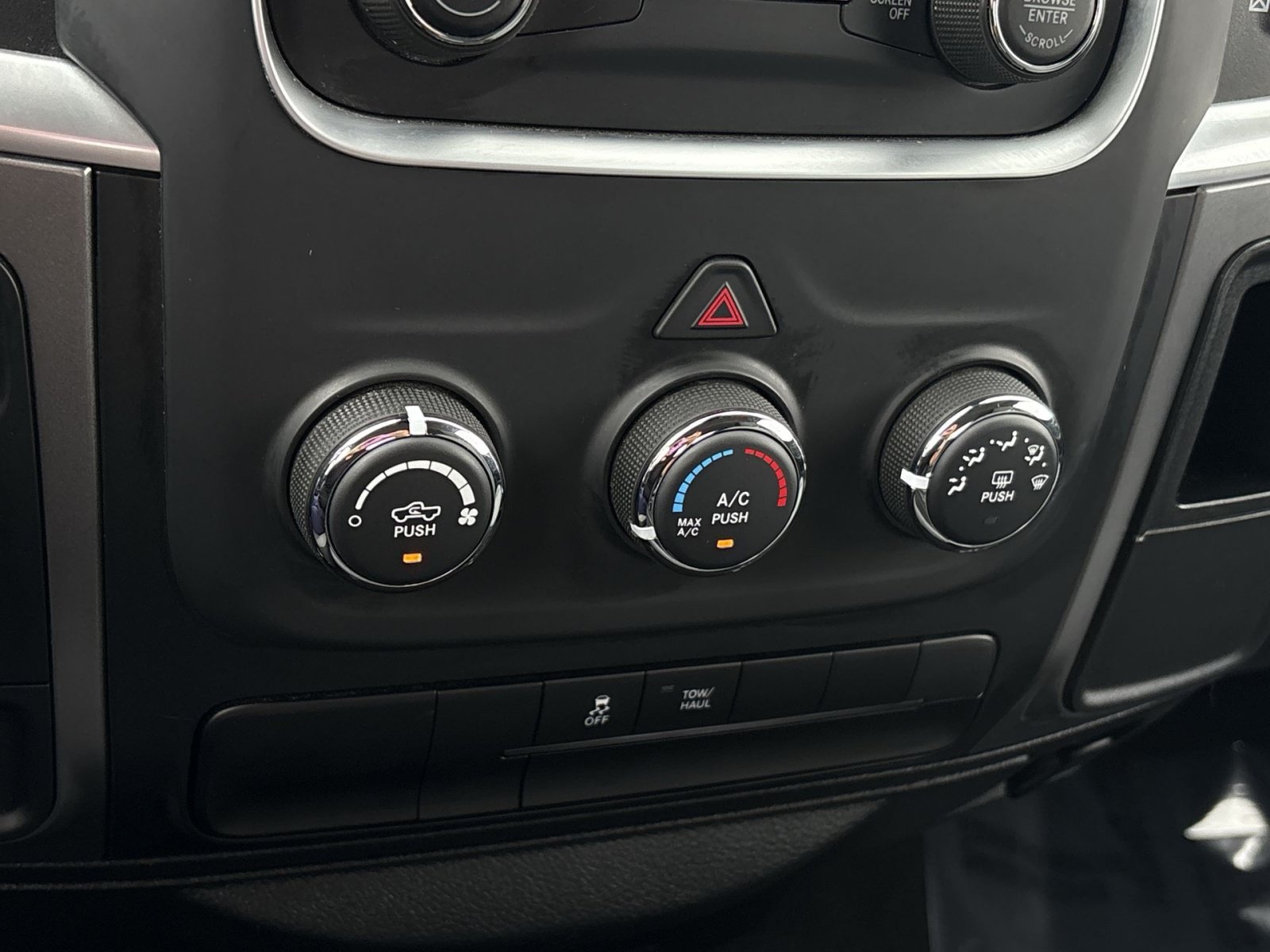 Used 2024 RAM 1500 Classic SLT RWD image 21