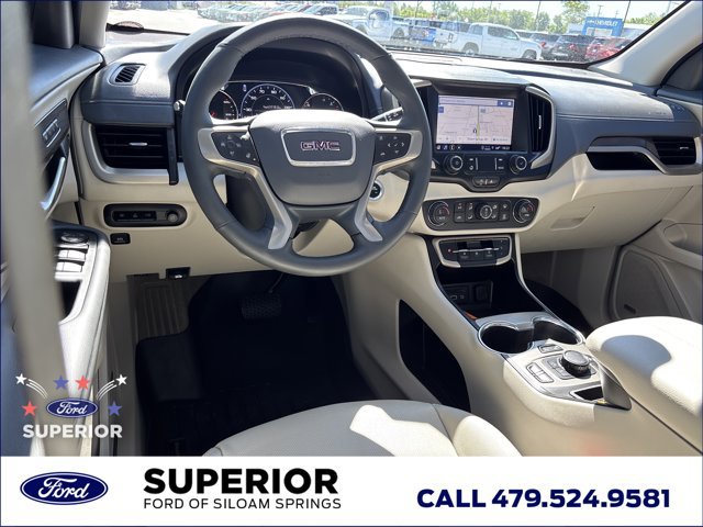Used 2024 GMC Terrain Denali w/ Denali Premium Package AWD/4WD image 19