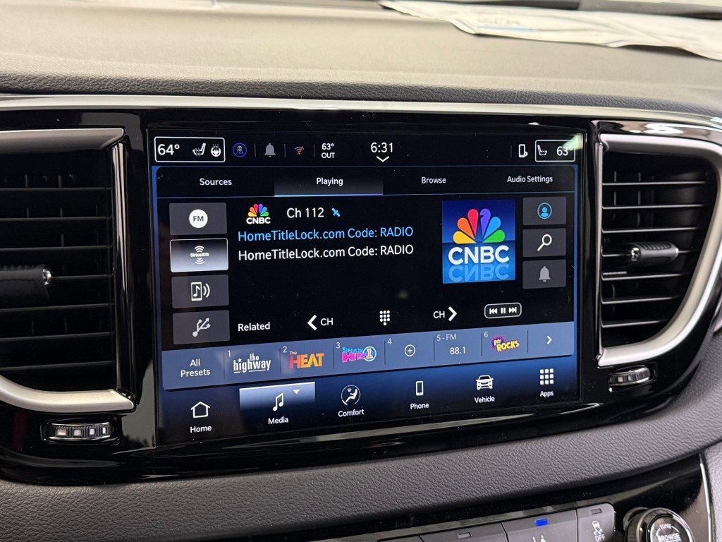 New 2026 Chrysler Voyager LX image 22