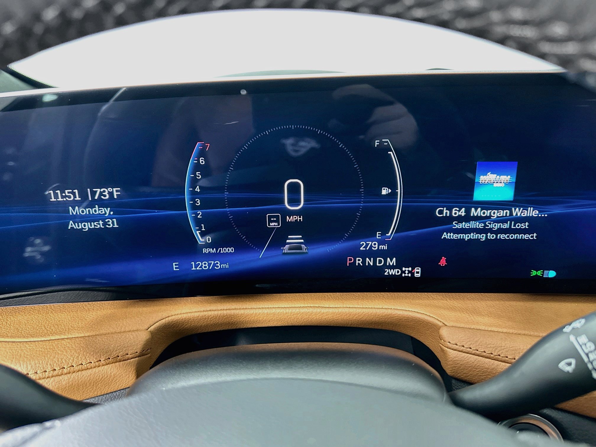 Used 2025 Cadillac XT4 Sport AWD/4WD image 15