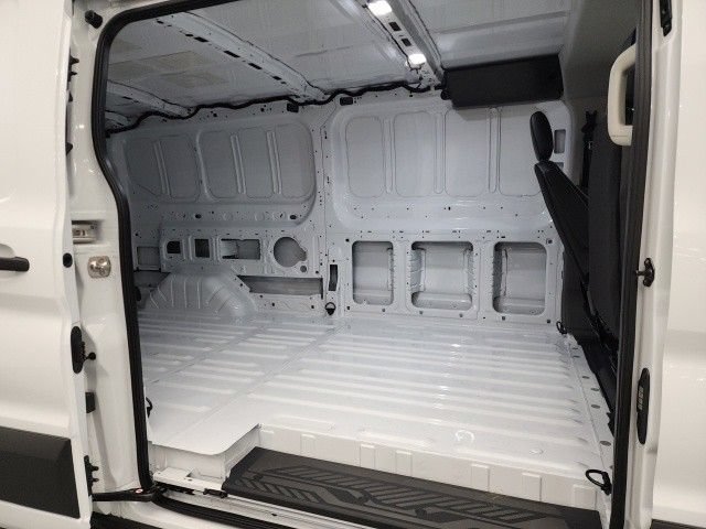 New 2024 Ford Transit 250 Low Roof RWD image 18