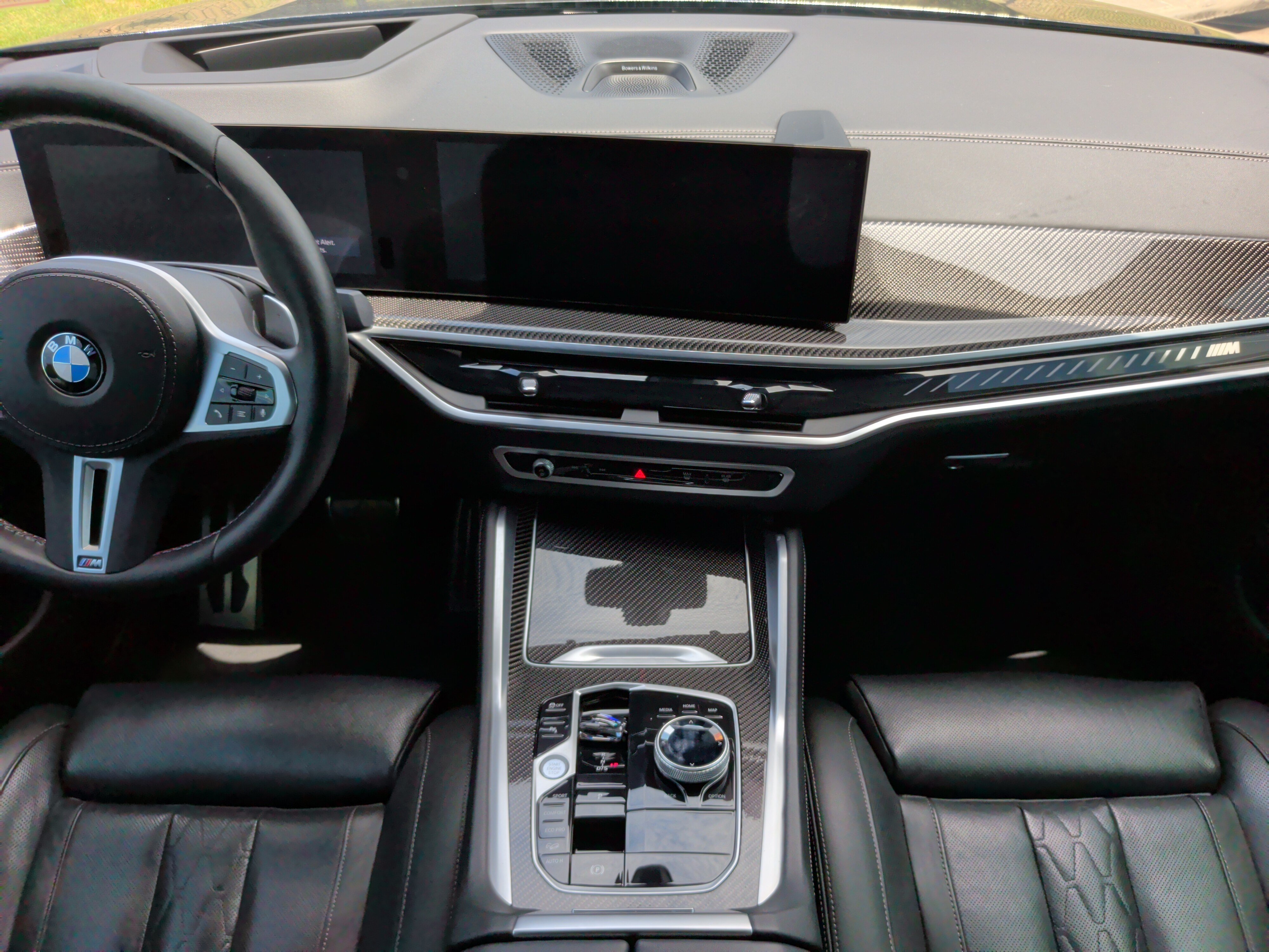 Used 2025 BMW X6 M60i AWD/4WD image 35