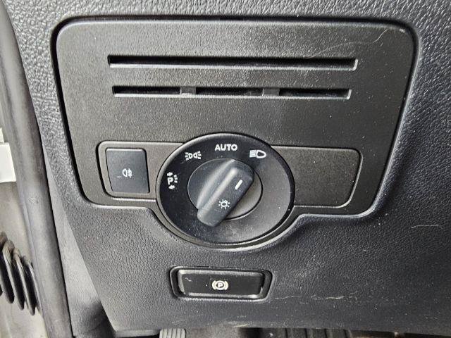 Used 2016 Mercedes-Benz Metris image 13