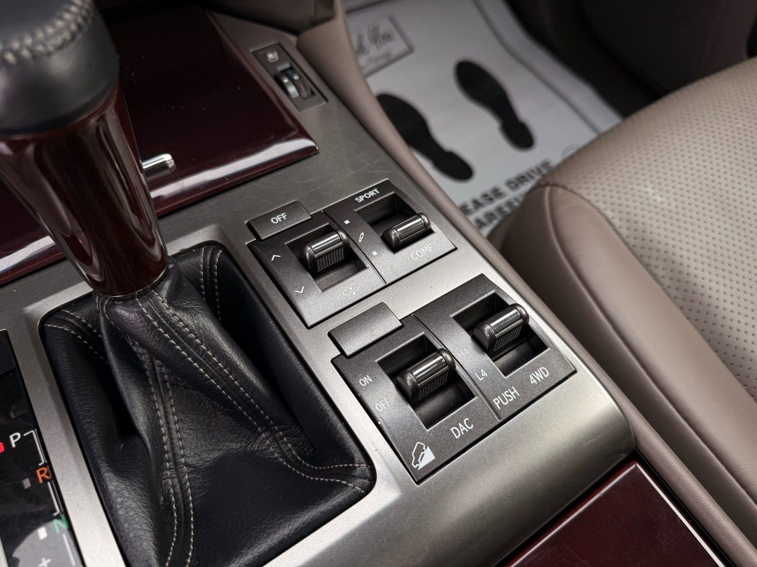 Used 2016 Lexus GX 460 Luxury w/ Preferred Accessory Package image 46