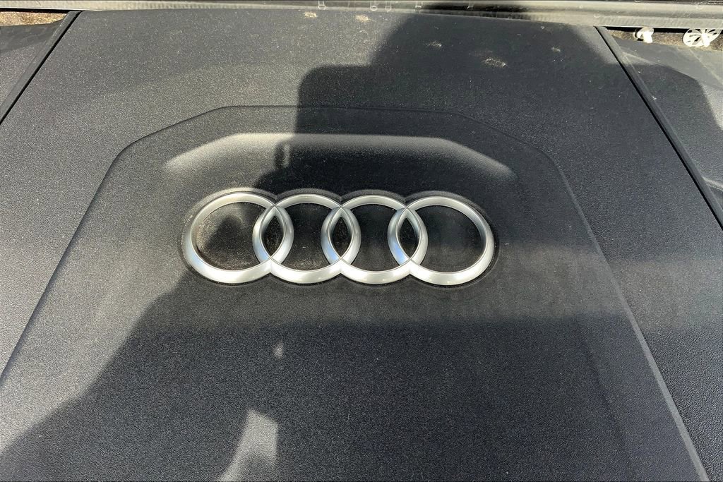 Used 2023 Audi Q7 3.0T Prestige image 31