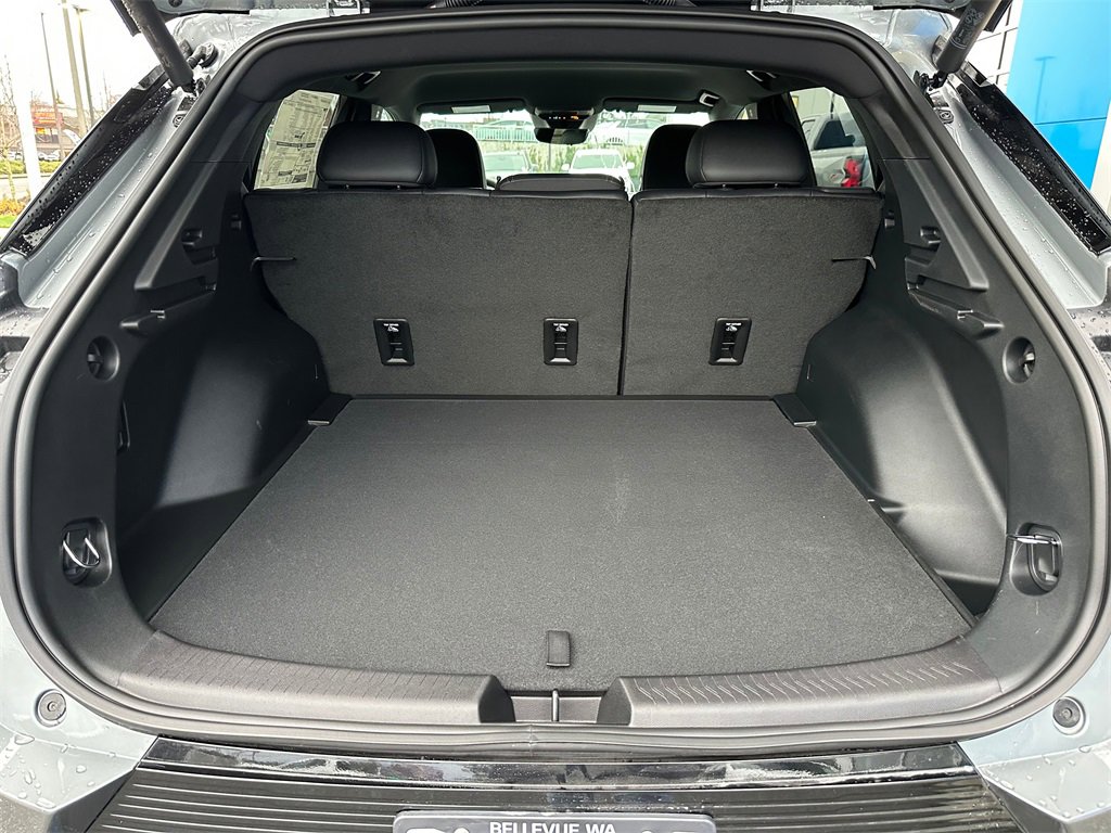 New 2026 Chevrolet Equinox EV LT image 14