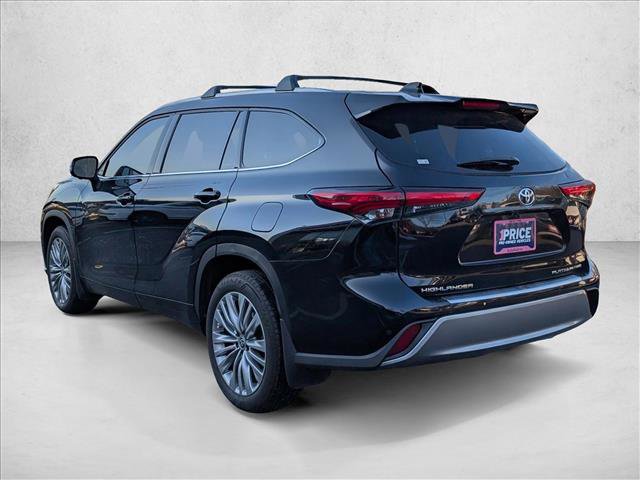 Used 2023 Toyota Highlander Platinum image 8