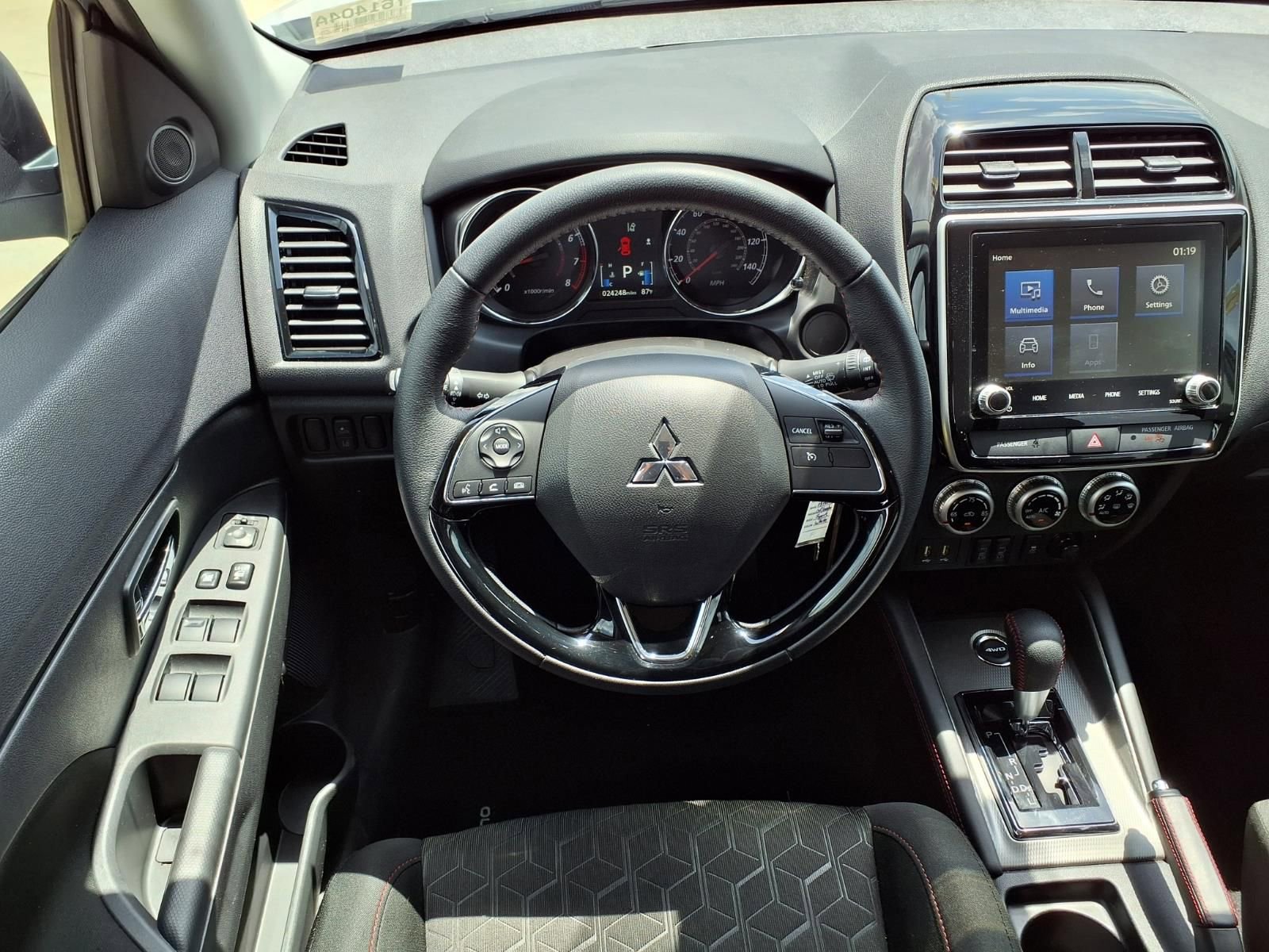 Used 2023 Mitsubishi Outlander Sport LE image 15