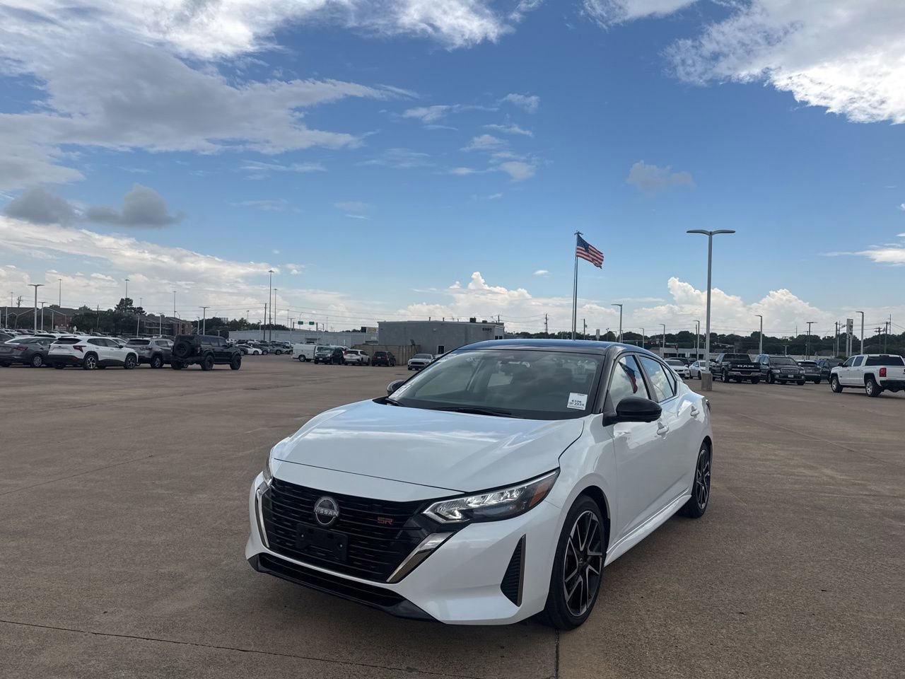 Certified 2025 Nissan Sentra SR w/ SR Premium Package FWD image 7