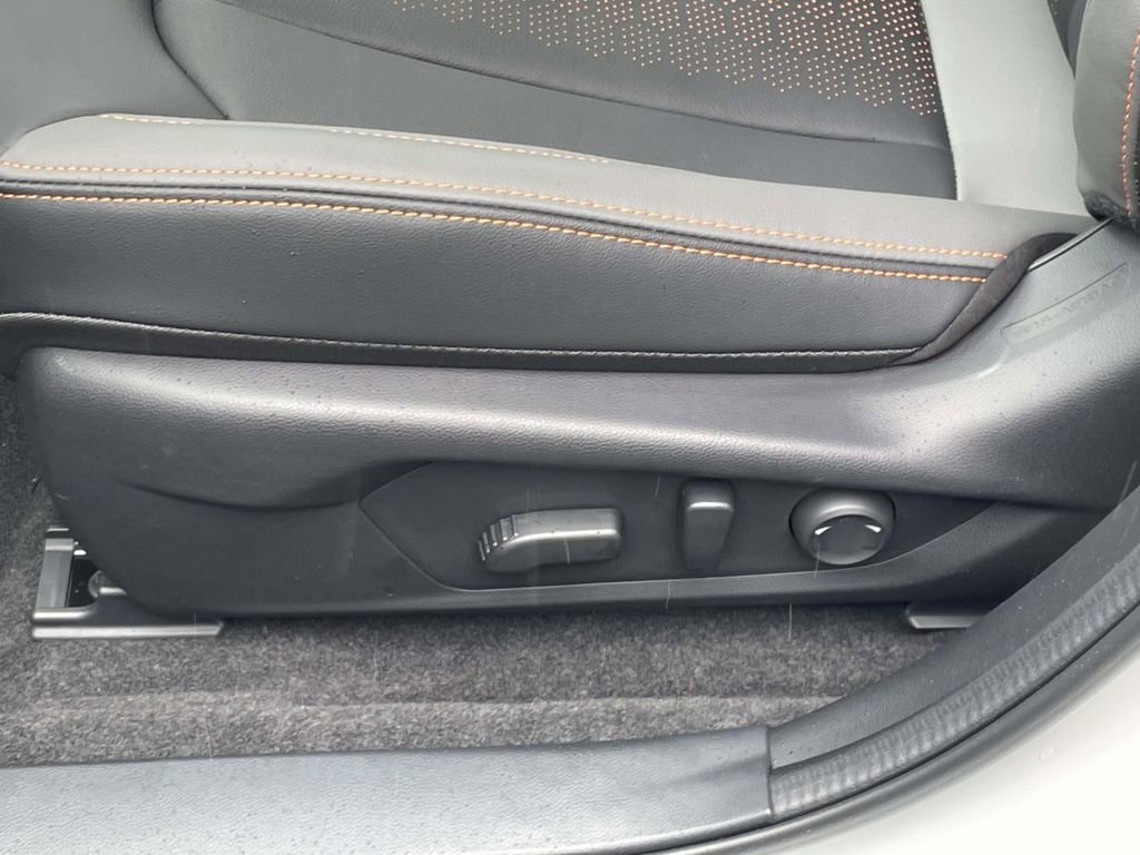New 2025 Subaru Crosstrek 2.5i Limited w/ Crosstrek Mirror Package image 20