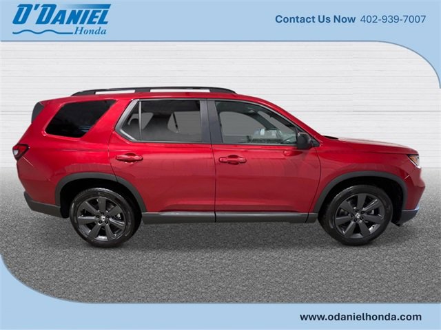 New 2025 Honda Pilot Sport image 8
