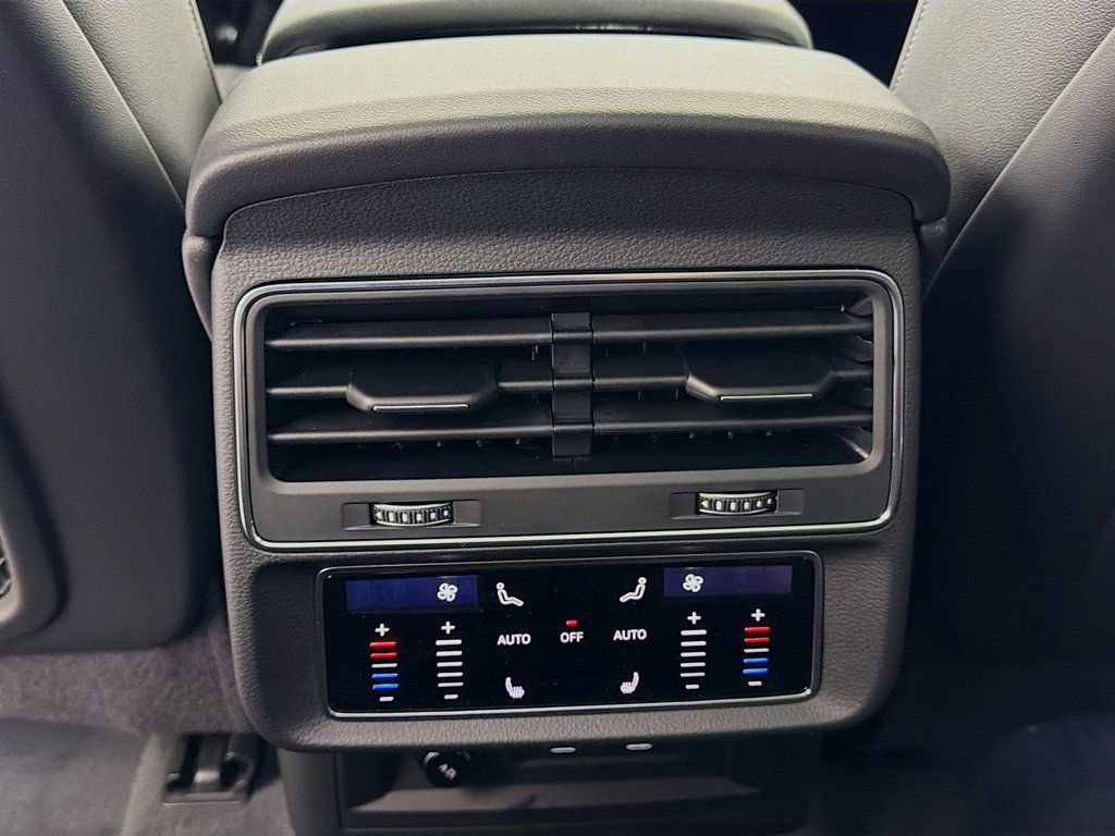 New 2026 Audi Q8 Premium Plus image 28