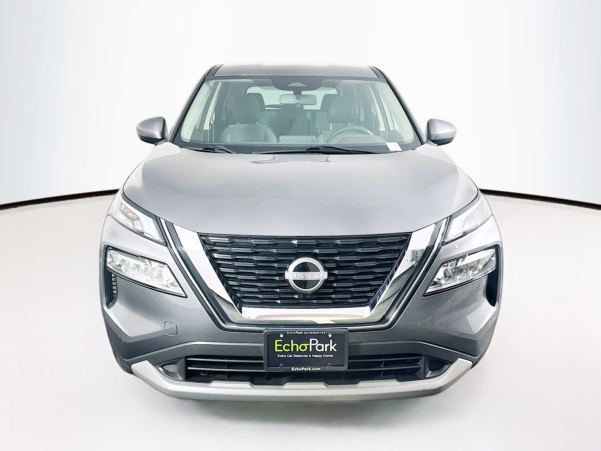 Used 2023 Nissan Rogue SV AWD/4WD image 3